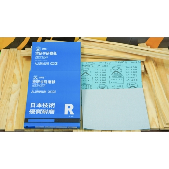 Giấy nhám tờ 8M8 (Trung Quốc Xanh)